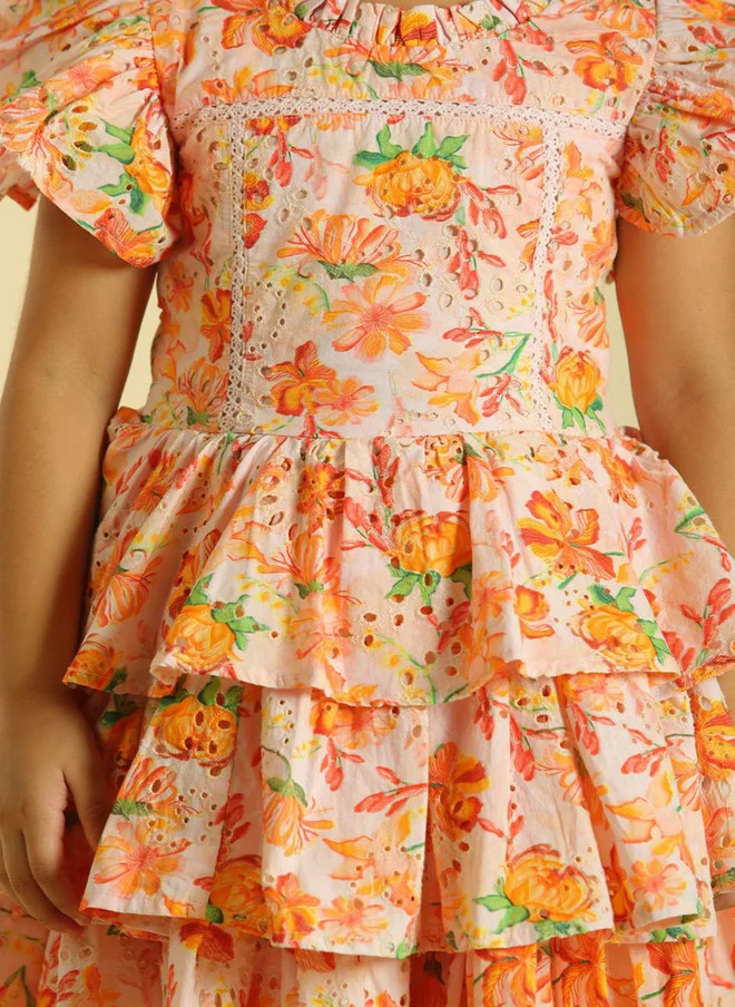 Luxe & Hardy فستان بناتي مطرز بزهرة الزنبق بتصميم واسع